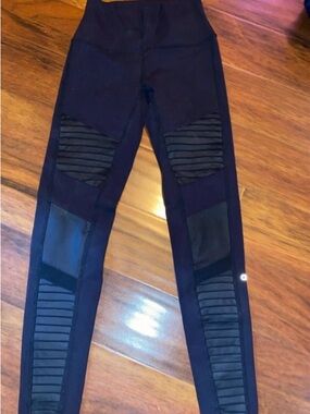 ALO Yoga High Rise Moto Leggings